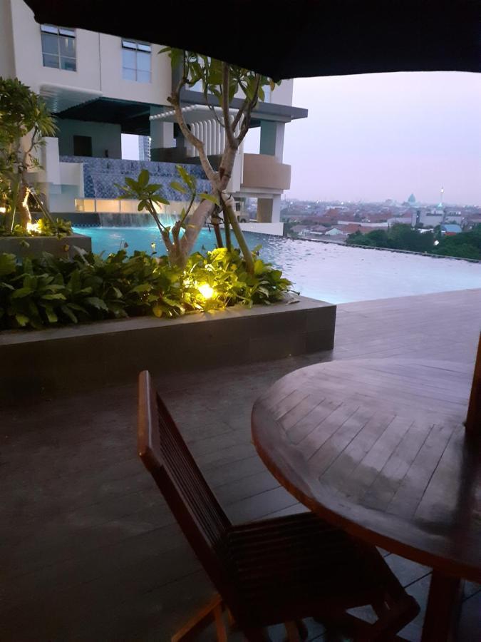 Bess Mansion Apartment, 16Th Floor Surabaya Bagian luar foto
