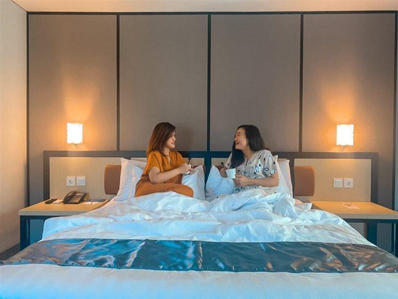 Bess Mansion Apartment, 16Th Floor Surabaya Bagian luar foto